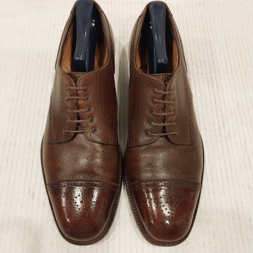 SALVATORE FERRAGAMO men's size 9.5 D brown Derby.